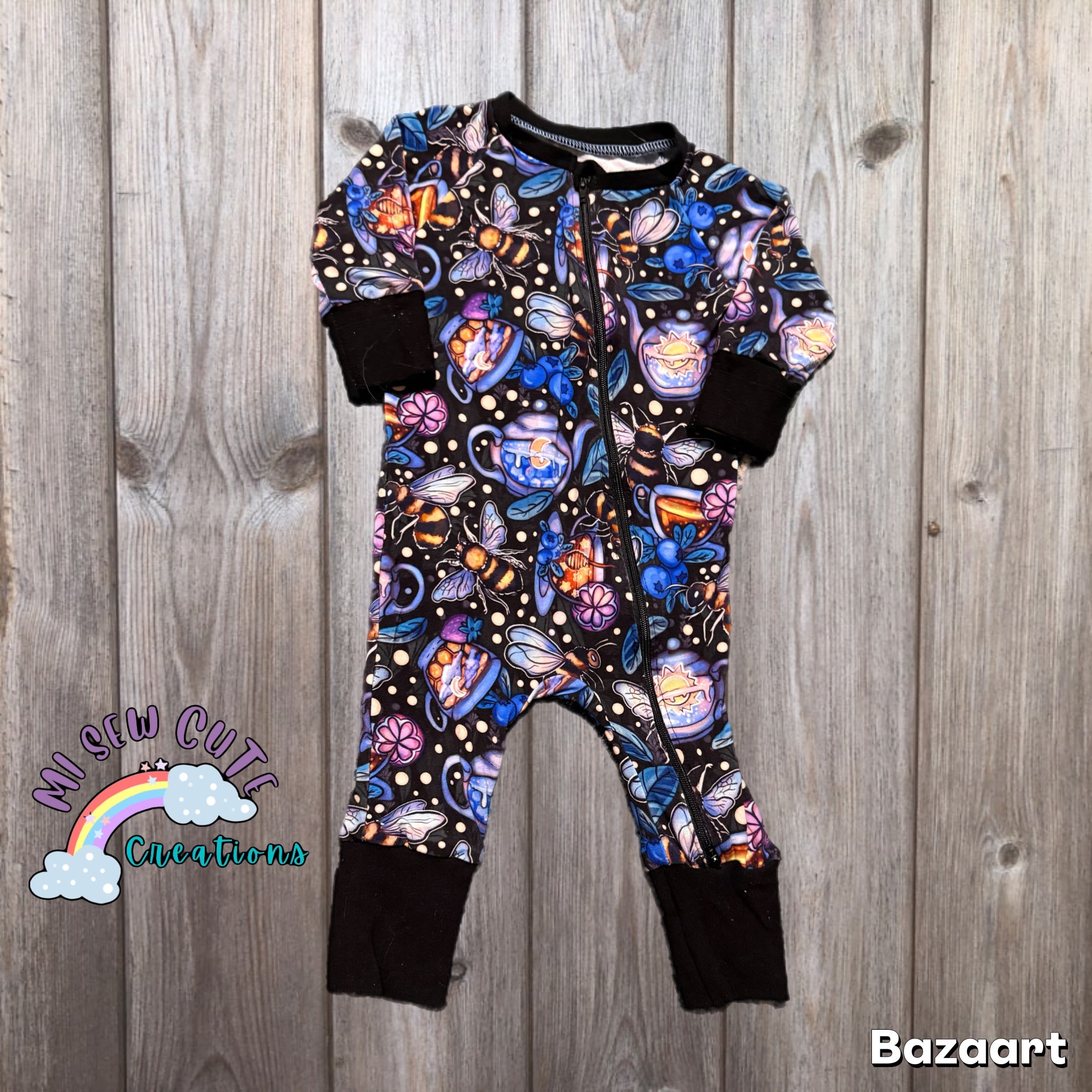 0-3M Bees & Tea Zip Romper